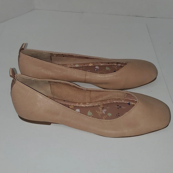 Lucky Brand Destrein2 Leather Ballet Flats Dusty Sand Women’s Size 7 - Picture 4 of 11